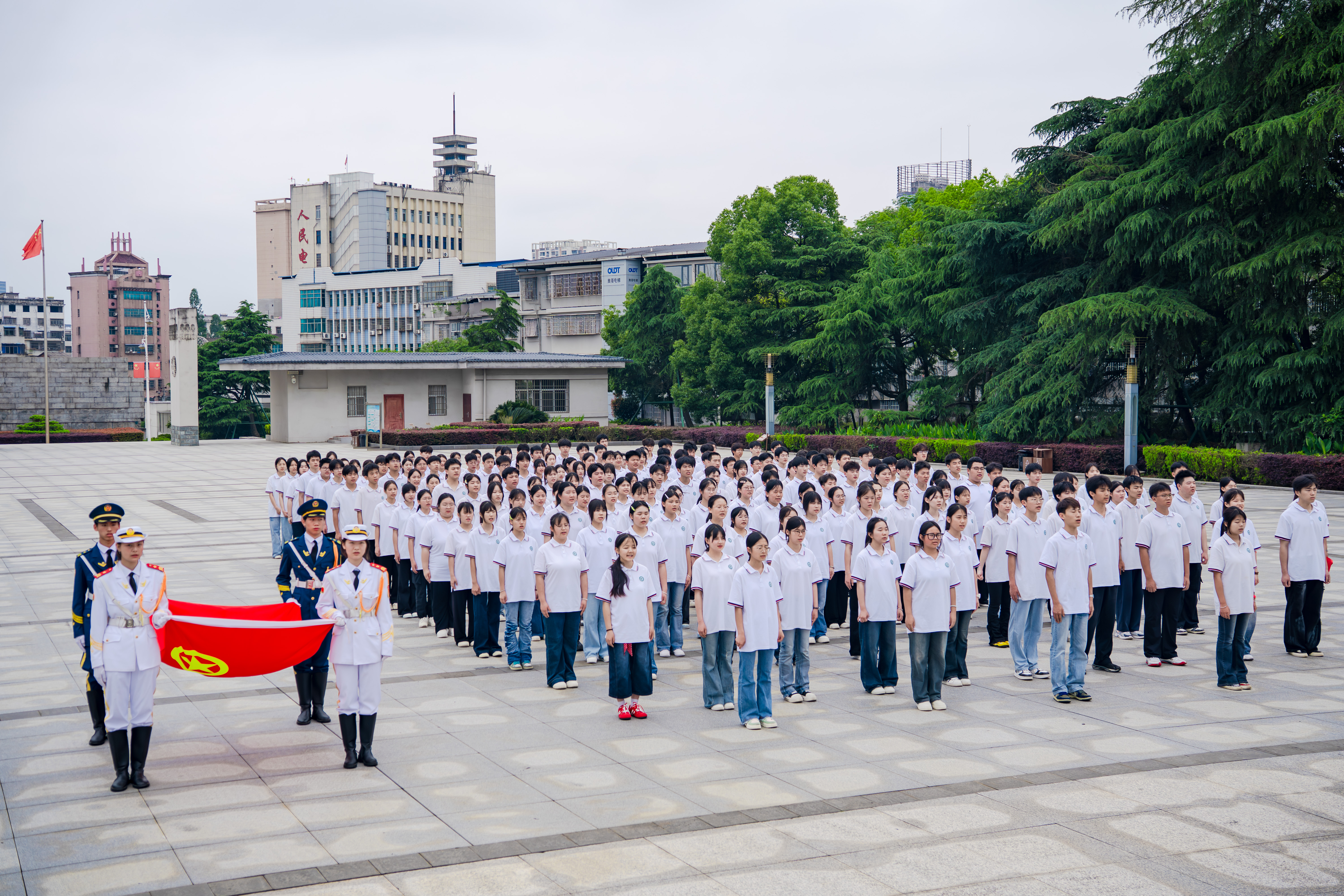 2026年阳新县职业教育中心集中入团活动【长征传媒拍摄】-湖北长征传媒有限公司