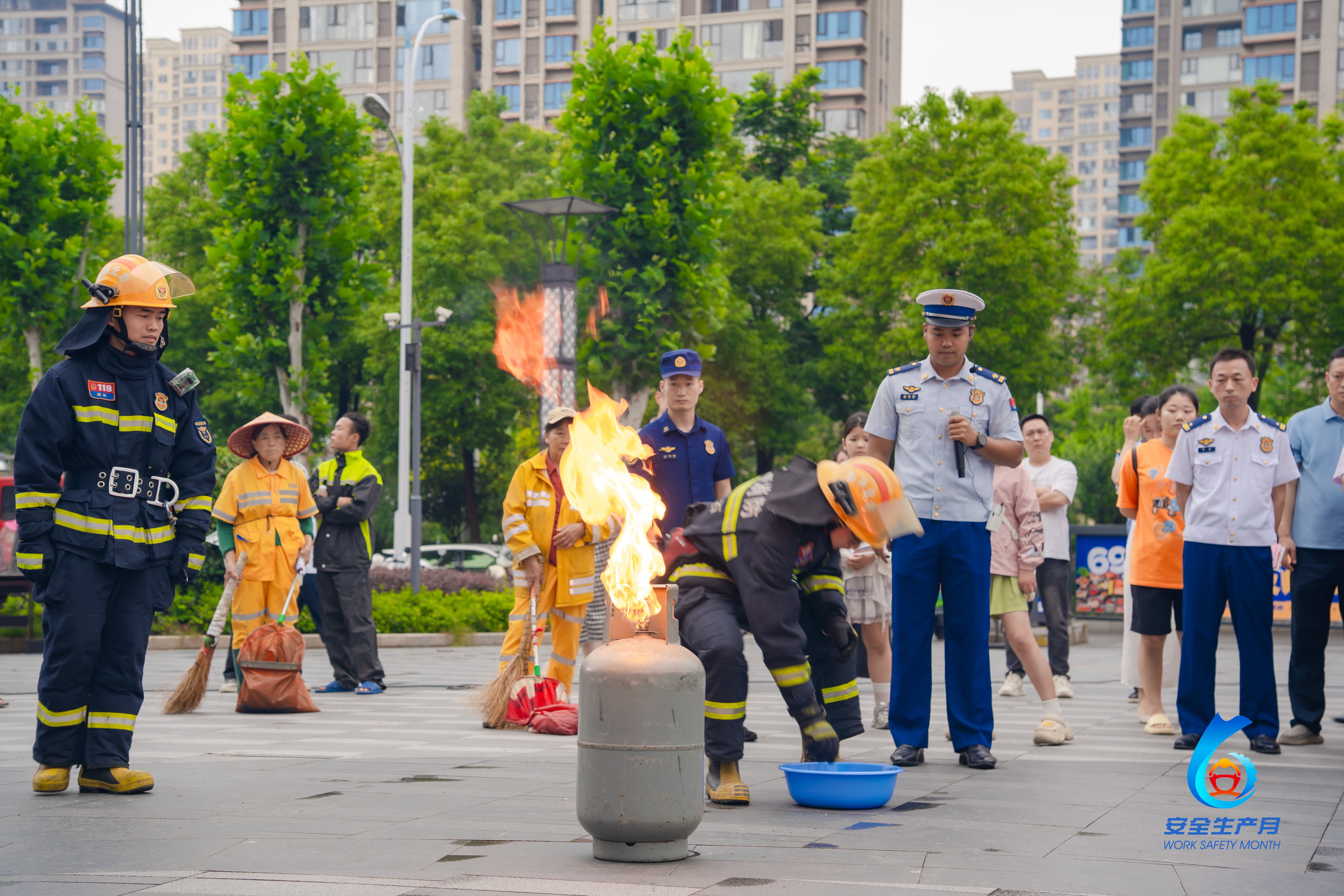 第25个全国“安全生产月”主题“人人讲安全 个个会应急——排查整治风险隐患活动【长征传媒宣传摄影】-湖北长征传媒有限公司
